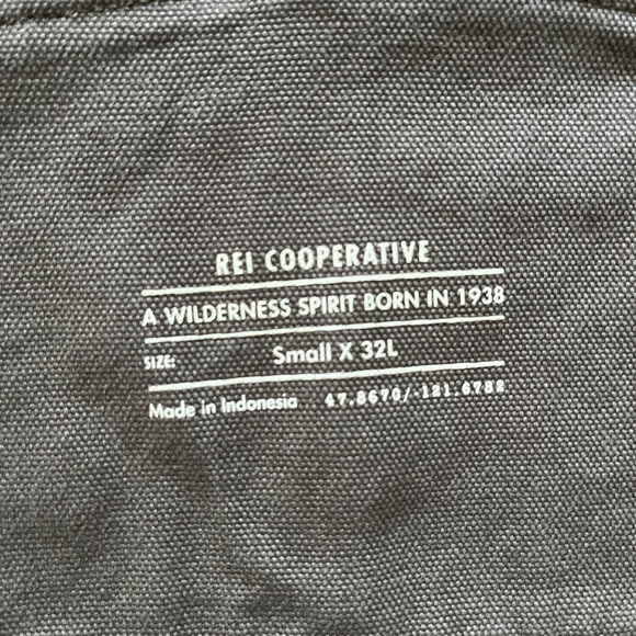 Men’s Small 32 length REI trailsmith overalls SOLD TOGETHER - Picture 3 of 3